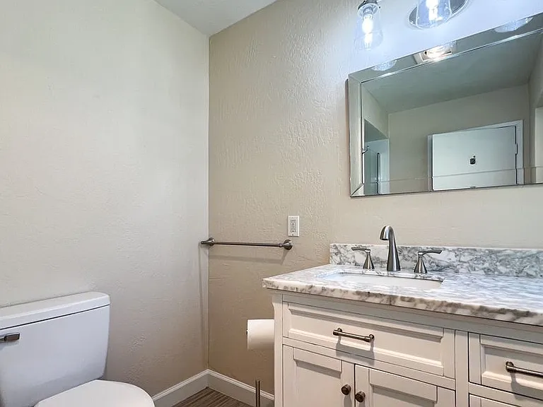 4412 Moffitt Dr — Photo 22