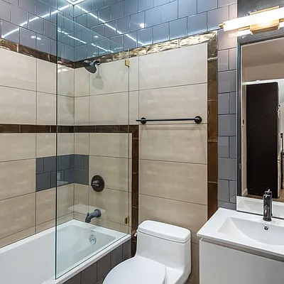 Rented by Nooklyn NYC LLC | media 18