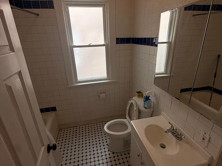 7717 S East End Ave #2 — Photo 7