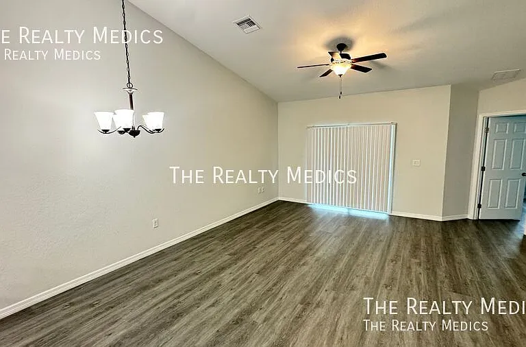 4167 Hammock Rd — Photo 17