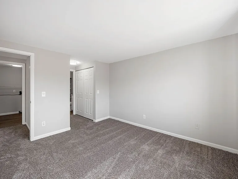 Creekside at Fenton Heights — Photo 31