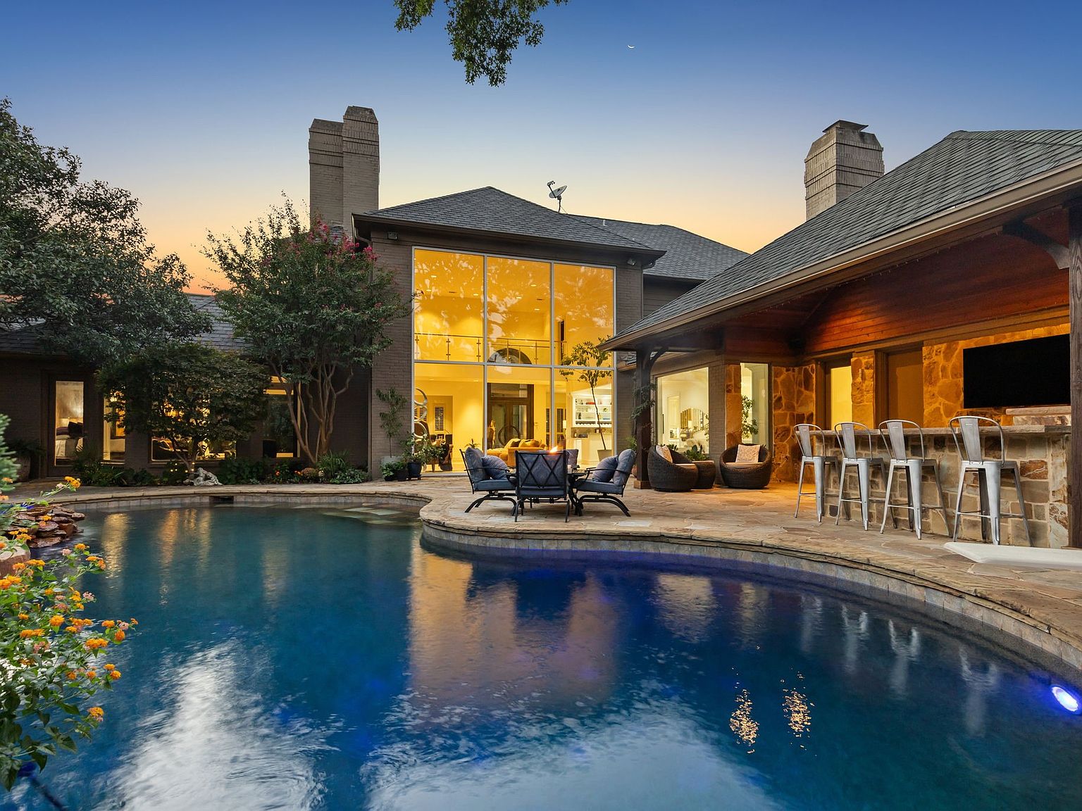 17704 Cedar Creek Canyon Dr, Dallas, TX 75252 | MLS #21052408 | Zillow