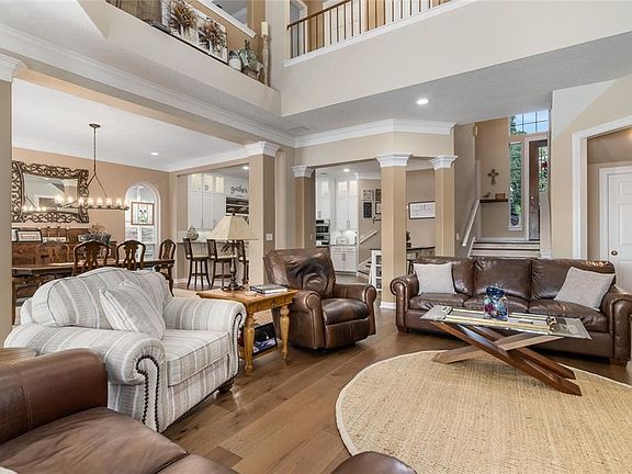 5th image of 3905 Northshore Dr