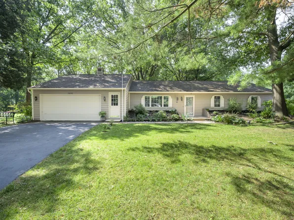 7690 Cahoon Dr SE, Grand Rapids, MI 49546
