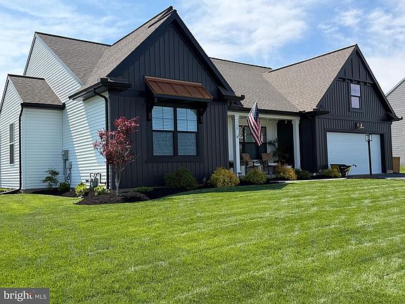 3rd image of 129 Princeton Pl