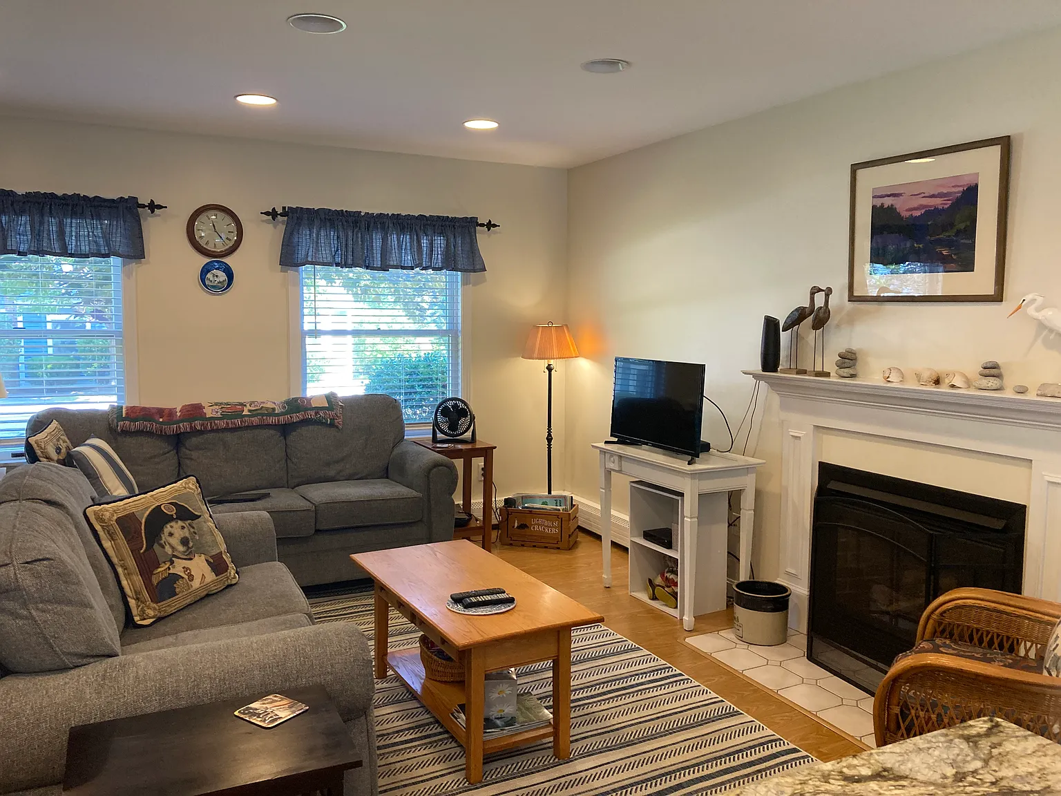 1 bed, 1200 sqft, $2,300 — Photo 3