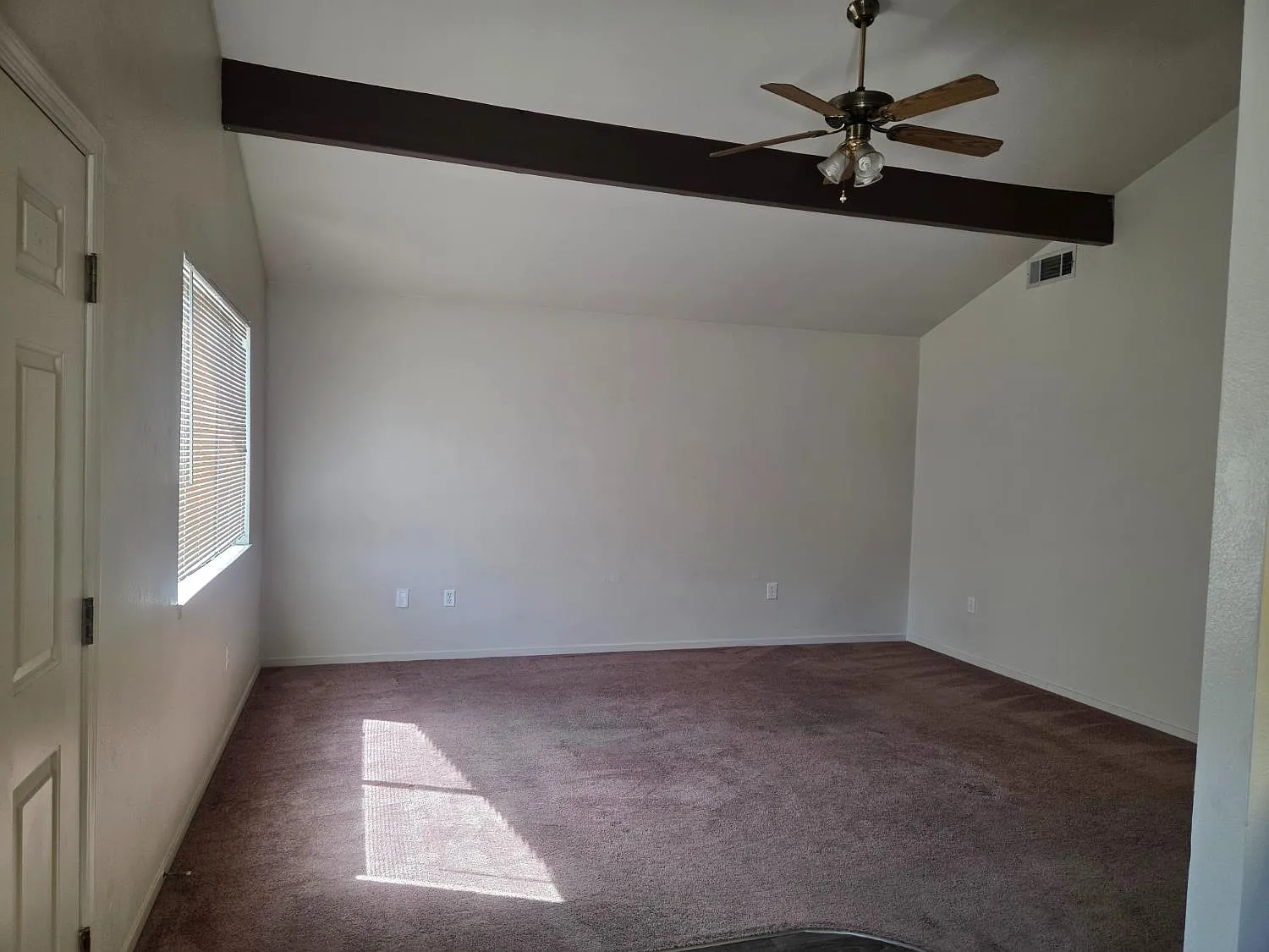 2 bed, 859 sqft, $2,500 — Photo 2