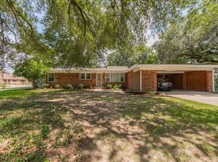 901 W Butcher Switch Rd, Lafayette, LA 70507