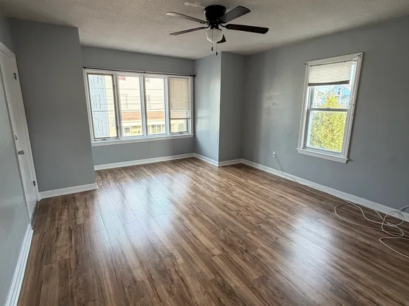 163 Bonney St #2, New Bedford, MA 02740