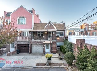 8 Jackson Ct, Brooklyn, NY 11209