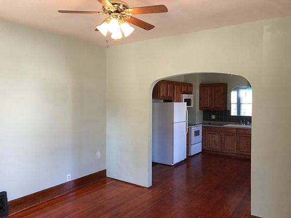 3rd image of 6518 Francis St