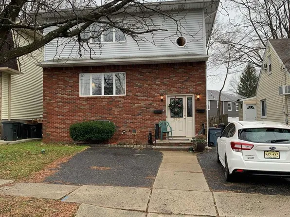 242 Terrace Ave, Lodi, NJ 07644