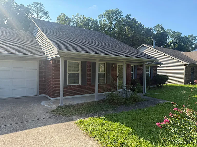 837 Ridgebrook Rd — Photo 2