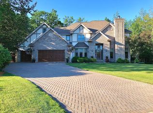 705 Cedar Gate Cir, Duluth, MN 55811