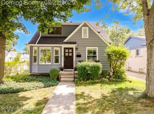 1892 Stanford Rd, Berkley, MI 48072