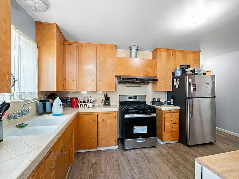 5039 Campanile Dr — Photo 16