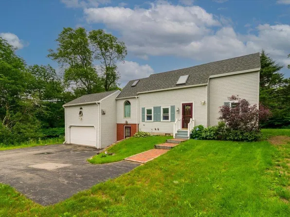 19 Long Cove Road, Saint George, ME 04860