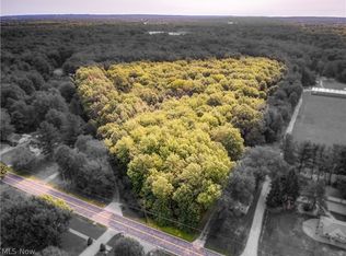 Usher Rd, Olmsted Falls, OH 44138