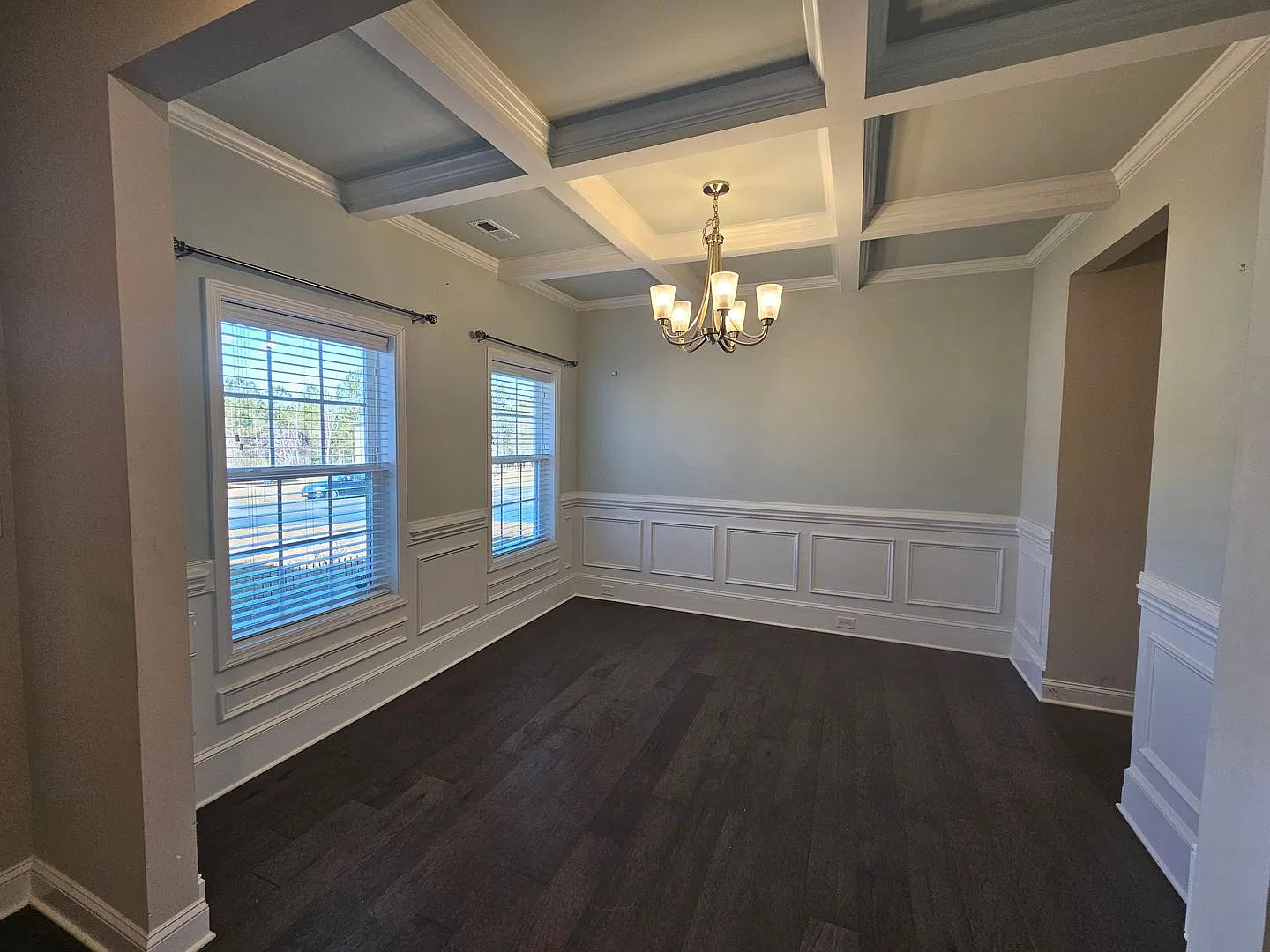 Beautiful Two-Story Home in Established Neighborhood Community- Short Commute to Fayetteville, Ft... — Photo 3