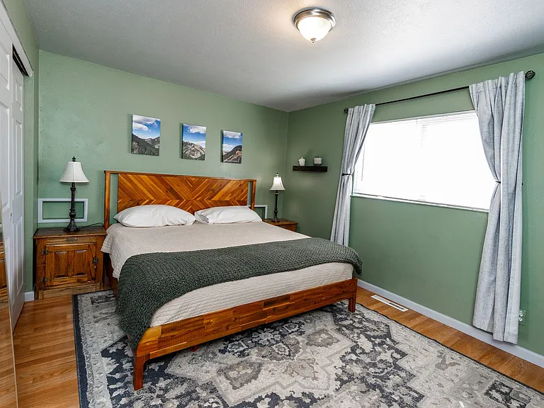 623 Catalina Dr — Photo 15