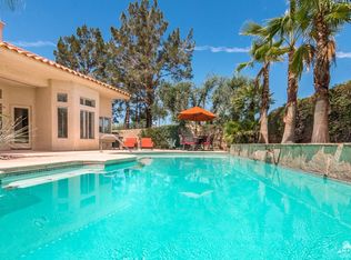 366 Oakmont Dr, Palm Desert, CA 92211