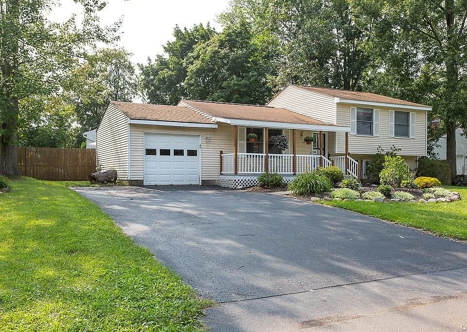1st image of 4971 Woodmark Dr
