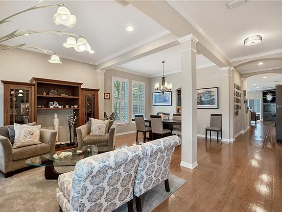 3rd image of 10105 Parley Dr