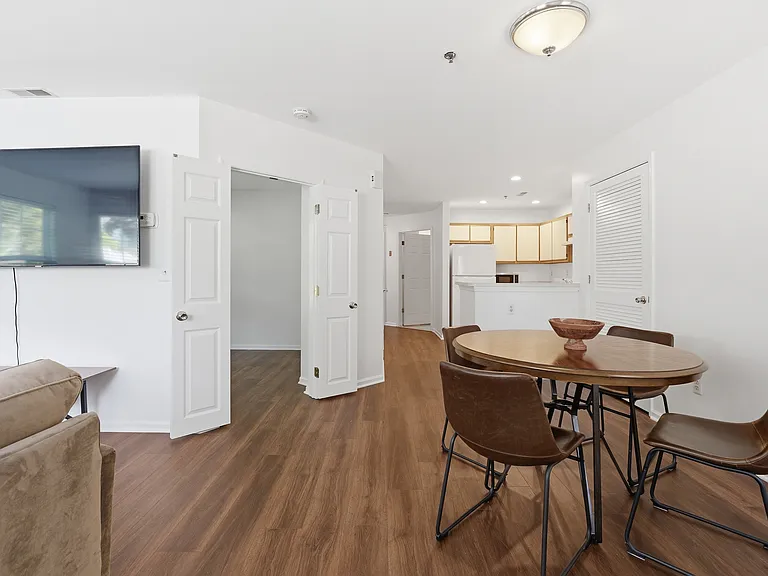 5301 Tudor Dr — Photo 2