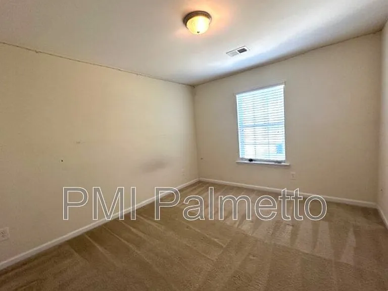 414 Hawkeye Ct — Photo 23