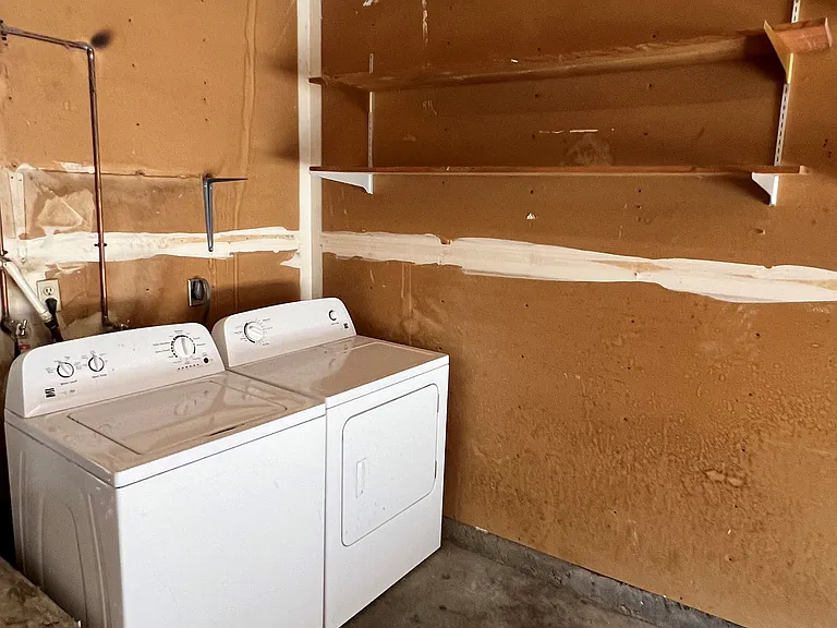 4861 Mintwood Ct — Photo 18