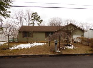 352 Evergreen Dr, Brick, NJ 08723