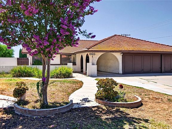 5th image of 24515 Skyrock Dr