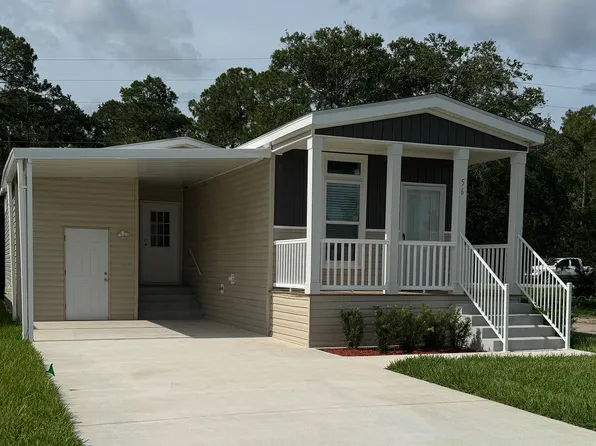 56 Pelican Dr, New Smyrna Beach, FL 32168