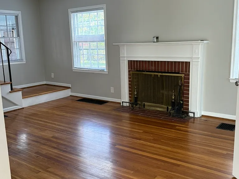736 Chelsea Ave — Photo 5