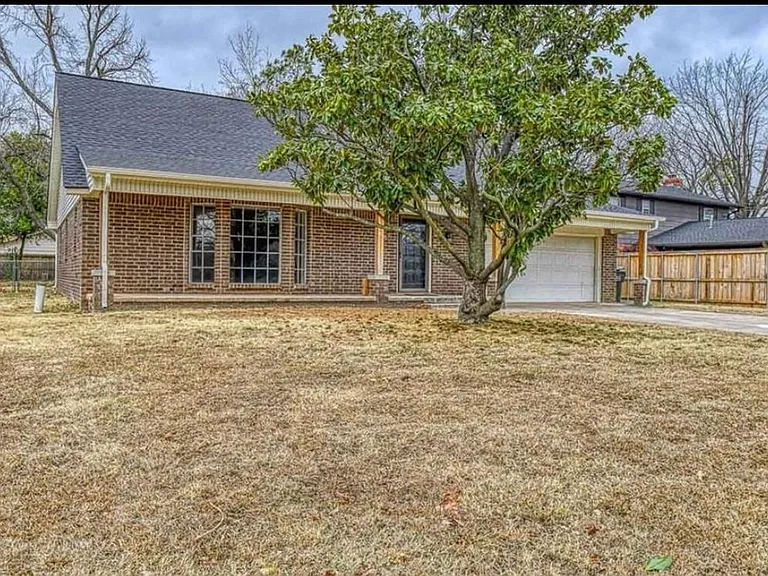 1620 S Berry Rd — Photo 16