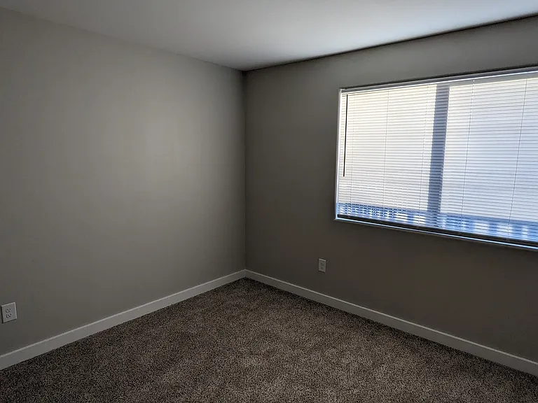 3963 Hayesville Dr NE — Photo 13