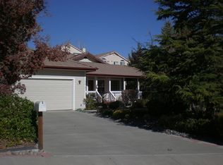 2271 Ridgeview Dr, Reno, NV 89519