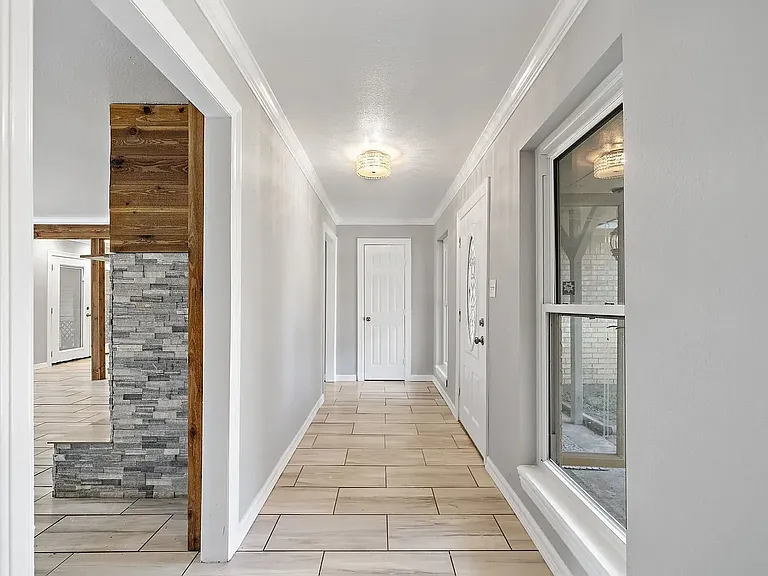 118 Tamarind St — Photo 11