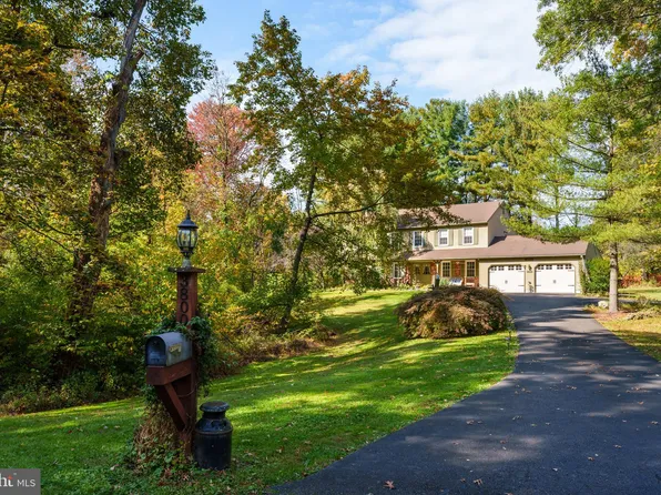 3800 Ellen Pl, Doylestown, PA 18902