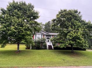 980 Crystal Water Dr, Lawrenceville, GA 30045