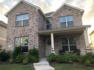 725 Hartfield St, Aubrey, TX 76227