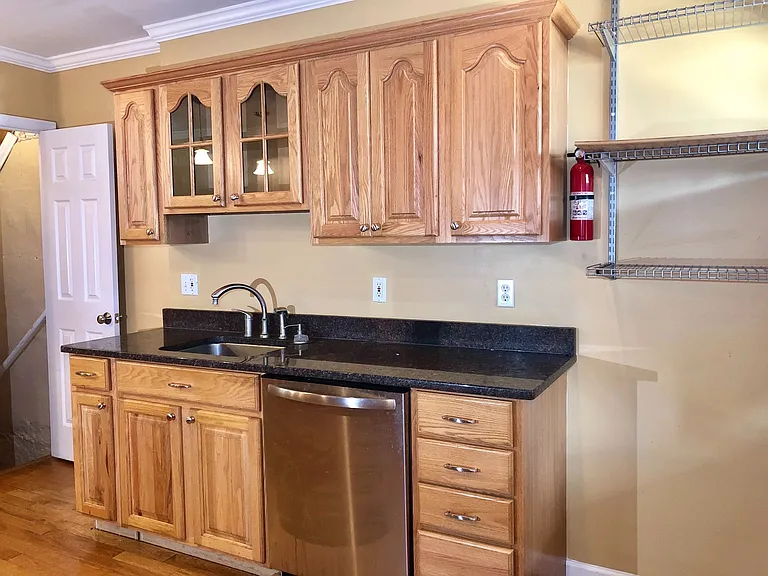 1619 Belt St — Photo 11