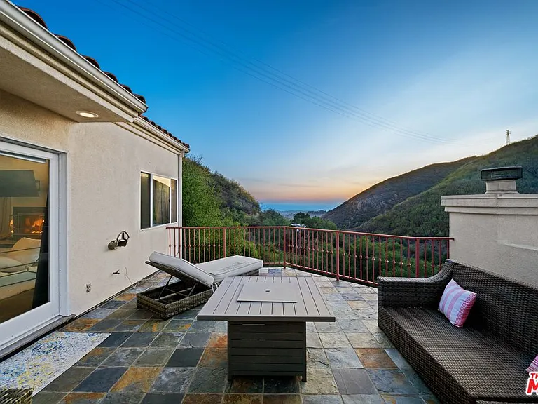 4345 Escondido Trl — Photo 34