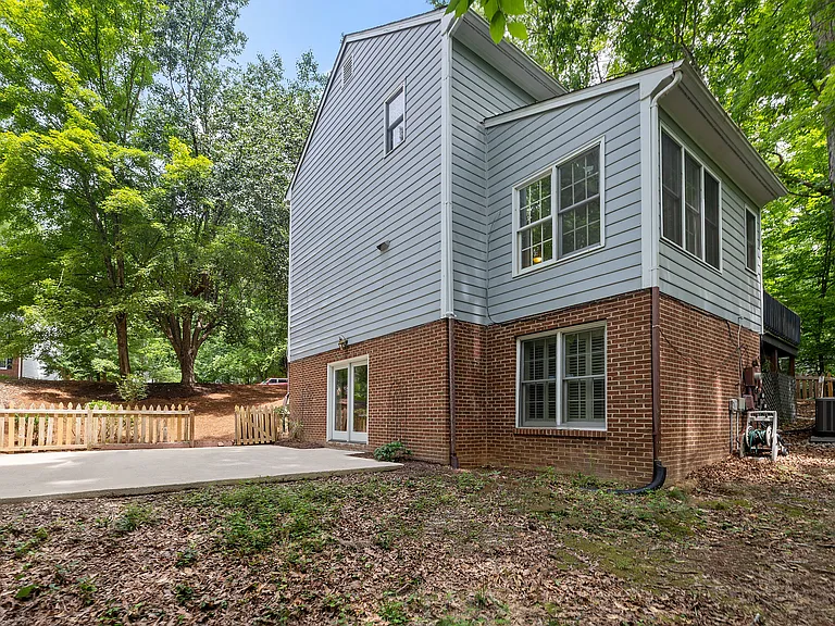 305 Old Fox Trl — Photo 43