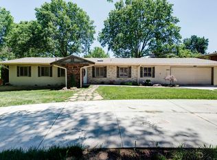 2858 E Lamonta Dr, Springfield, MO 65804