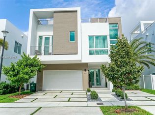 6740 NW 106th Ave, Doral, FL 33178