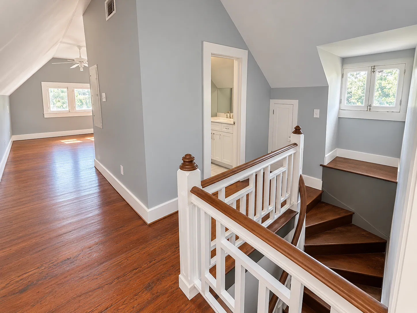 1 bed, $1,600 — Photo 2