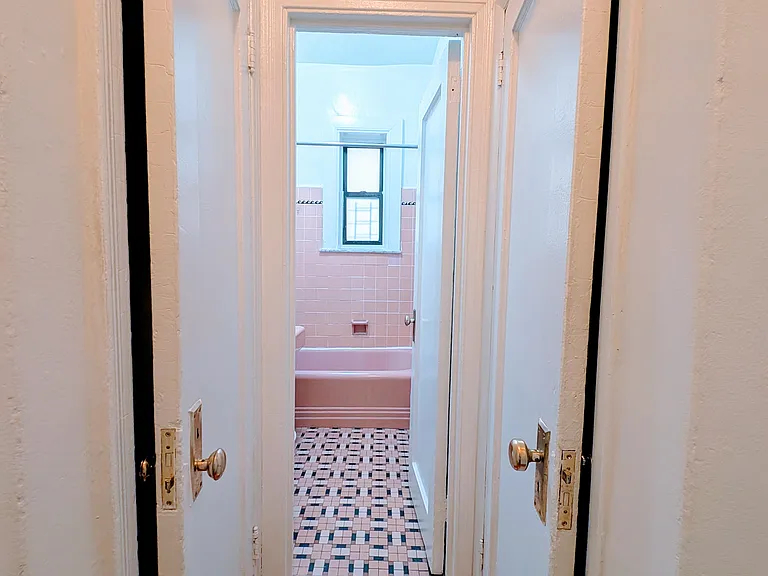 373 Ocean Ave #A6 — Photo 4