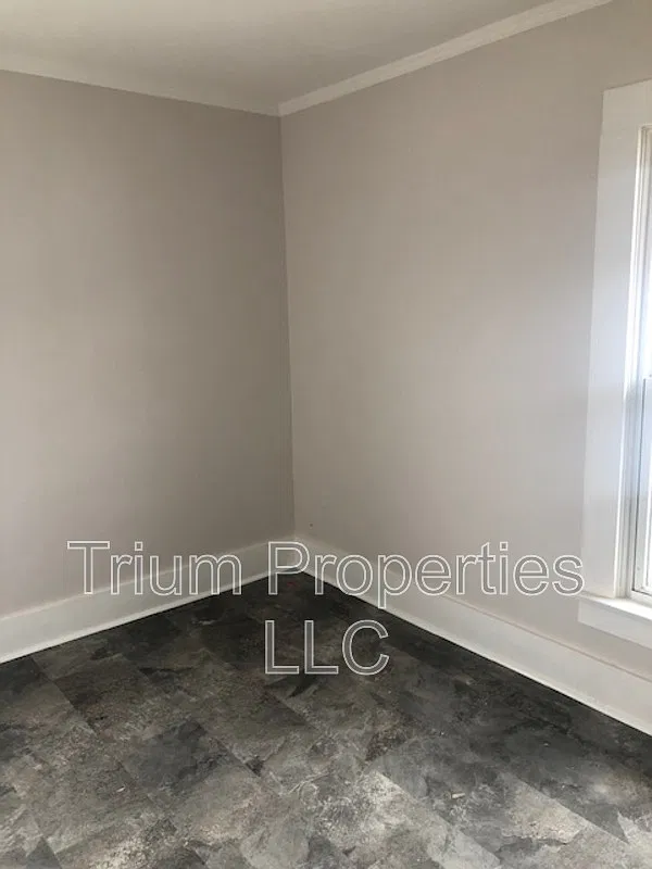 2 bed, 1.0 bath, 750 sqft, $1,000 — Photo 4