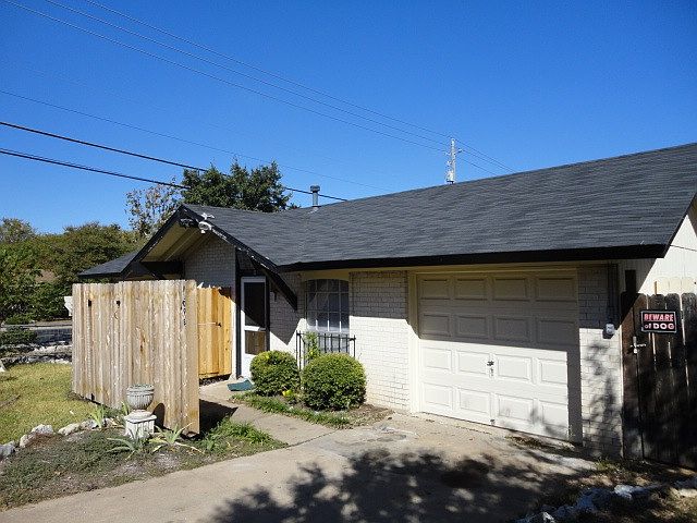 1st image of 8109 Georgian Dr #B